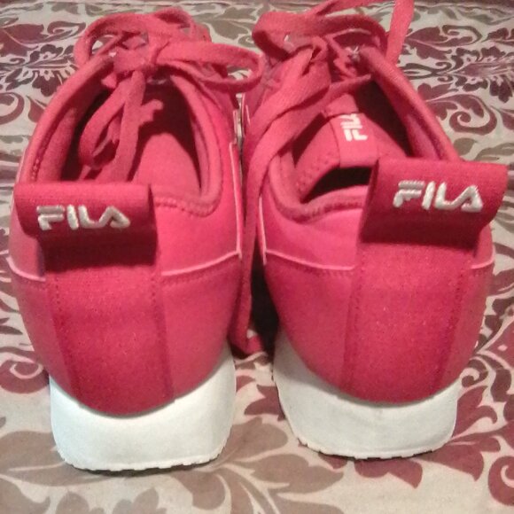 Fila women's sneakers - Picture 3 of 4